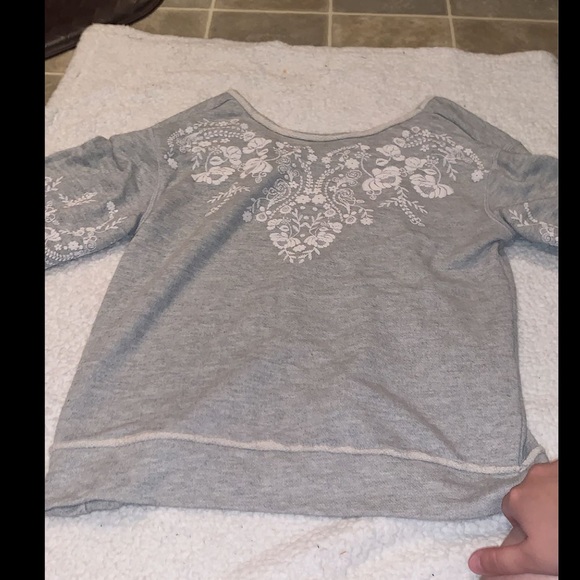 Clothes - Picture 7 of 8